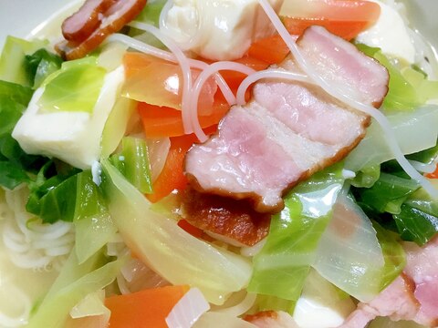 鍋ひとつで野菜たっぷりコンソメ仕立ての素麺♪